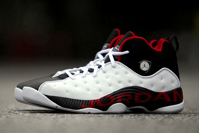 Jordan Jumpman Team II Retro