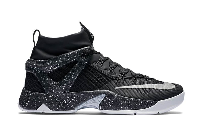 Nike LeBron Ambassador VIII "Oreo"
