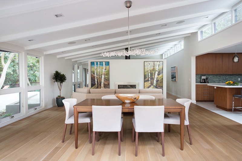 This Mid-Century Bay Area Home Embraces Open Spaces 