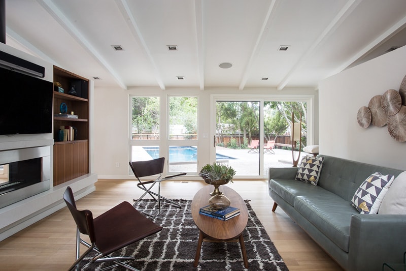 This Mid-Century Bay Area Home Embraces Open Spaces 