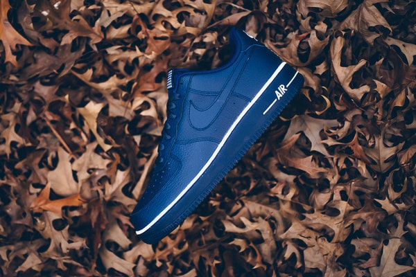 Nike Air Force 1 Loyal Blue