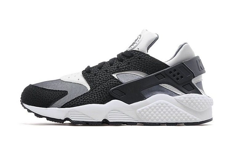 Nike Air Huarache Black White Dark Grey