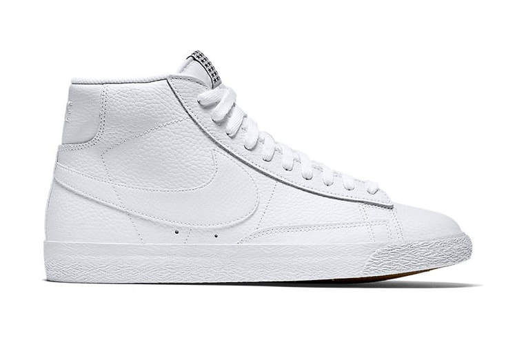 Nike Blazer Mid PRM VNTG "Triple White"