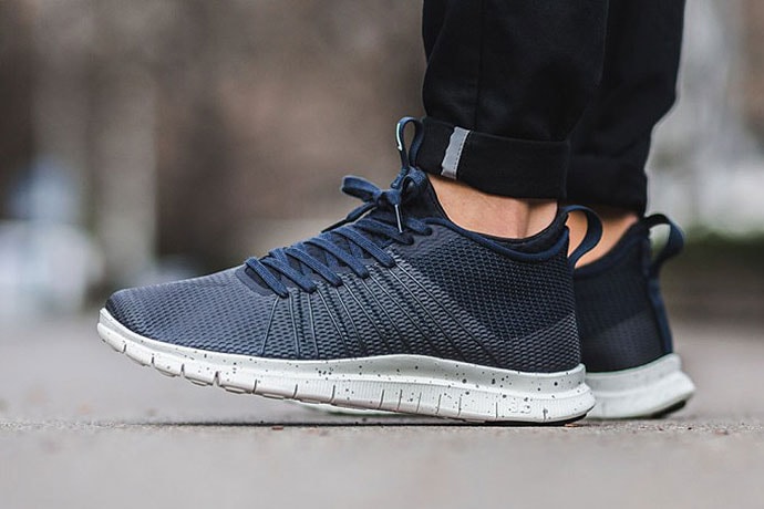 Nike Free Hypervenom 2 FC "Dark Obsidian"