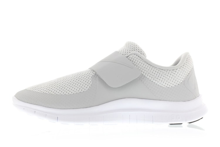 Nike Free Socfly "Pure Platinum"