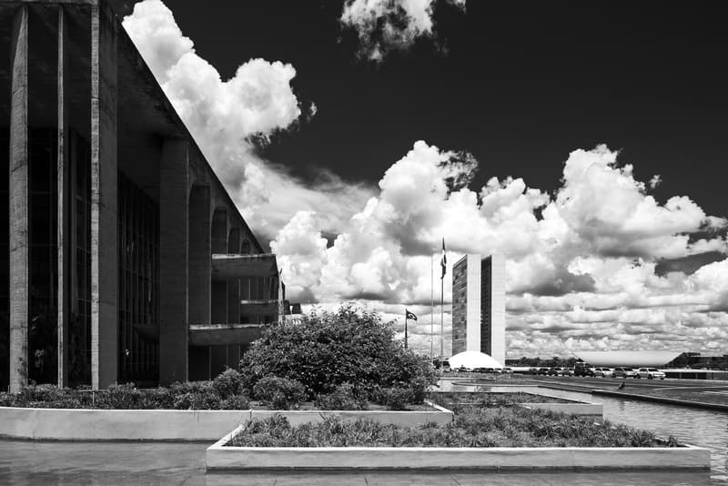 Haruo Mikami Photographs Oscar Niemeyer Brazil