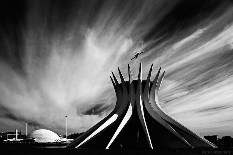 Haruo Mikami Photographs Oscar Niemeyer Brazil