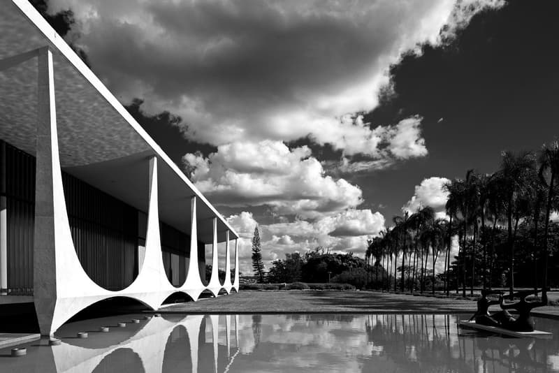 Haruo Mikami Photographs Oscar Niemeyer Brazil