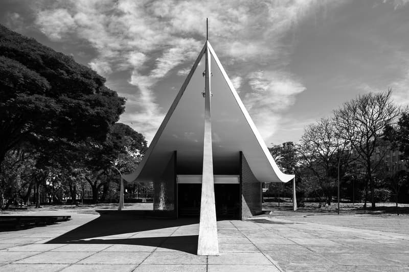 Haruo Mikami Photographs Oscar Niemeyer Brazil