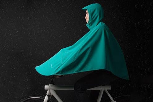 Brave the Rain in This Specially Designed Bike Poncho