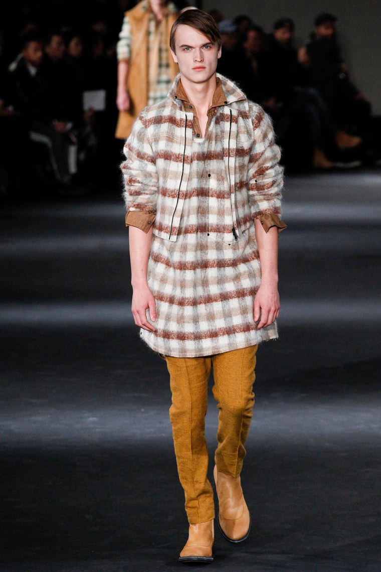 Ann Demeulemeester 2016 Fall Winter Collection