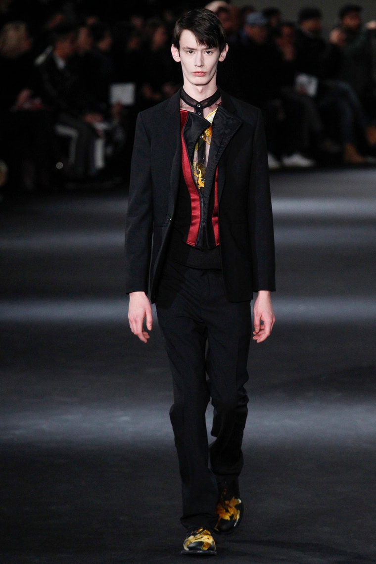 Ann Demeulemeester 2016 Fall Winter Collection