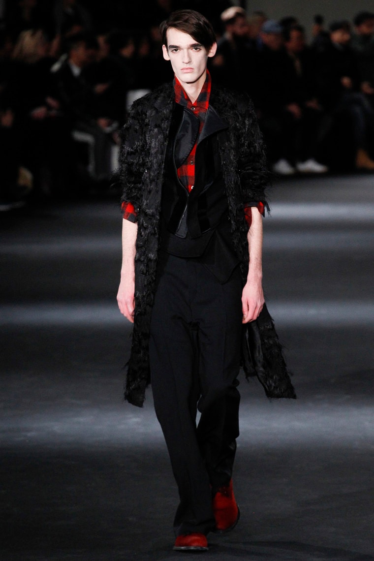 Ann Demeulemeester 2016 Fall Winter Collection