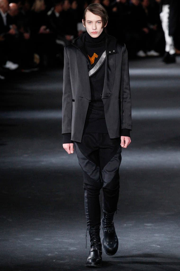 Ann Demeulemeester 2016 Fall Winter Collection