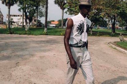 Avec Ces Freres by Art Comes First "Exclusive Black" Collection