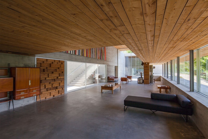 Carvalho Araujo Geres House
