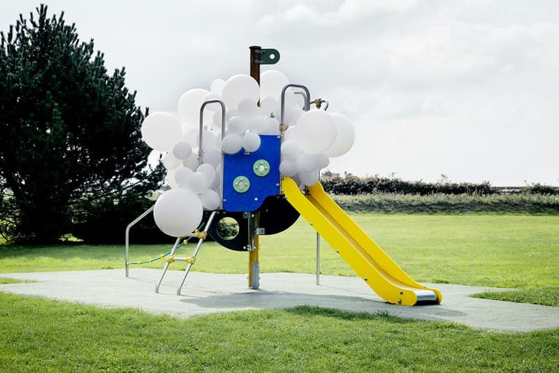 Charles Petillon INVASIONS Balloon Exhibition