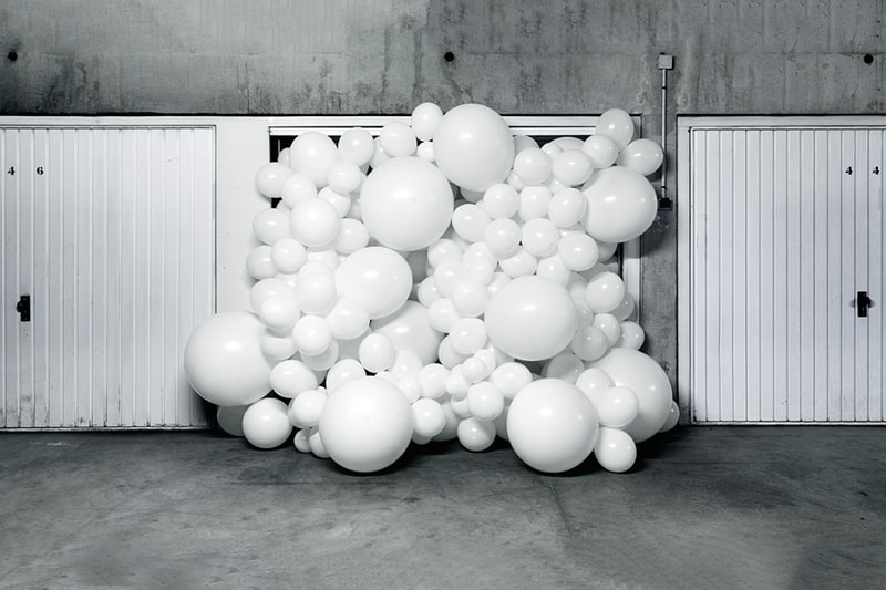 Charles Petillon INVASIONS Balloon Exhibition