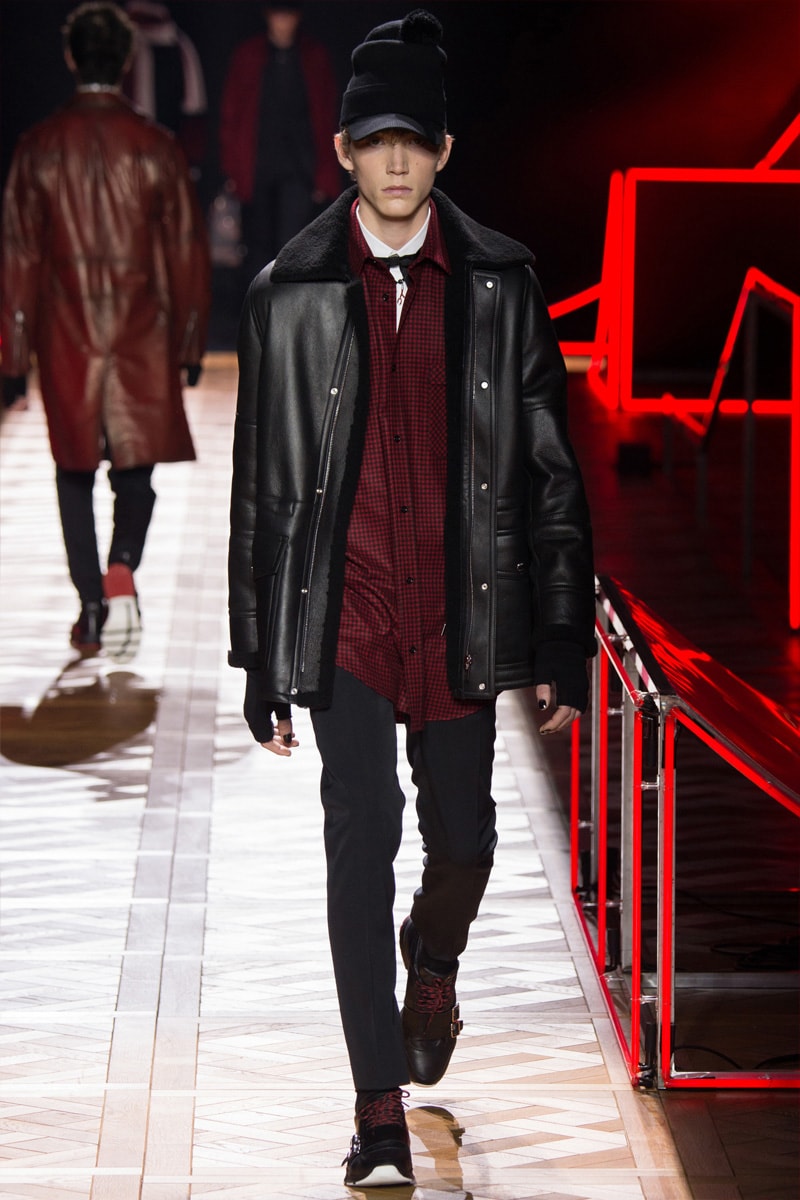 Kris Van Assche Knows How to Be Dapper and Warm in Dior Homme's 2016 Fall/Winter Collection