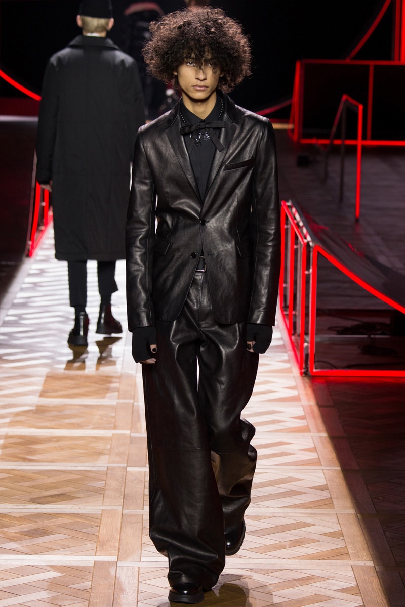 Kris Van Assche Knows How to Be Dapper and Warm in Dior Homme's 2016 Fall/Winter Collection