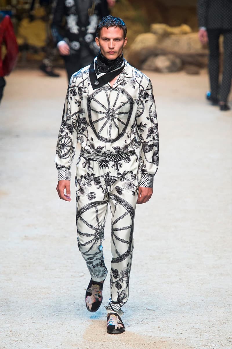 Dolce & Gabbana 2016 Fall/Winter