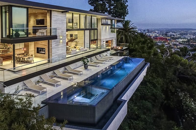 Home Perched on Hollywood Hills Looks Down on the City of Angels