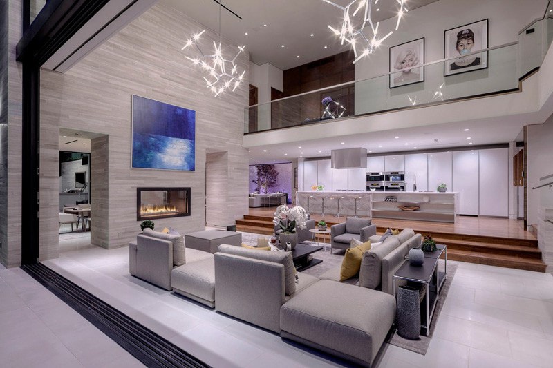Hollywood Hills Home Panoramic Views