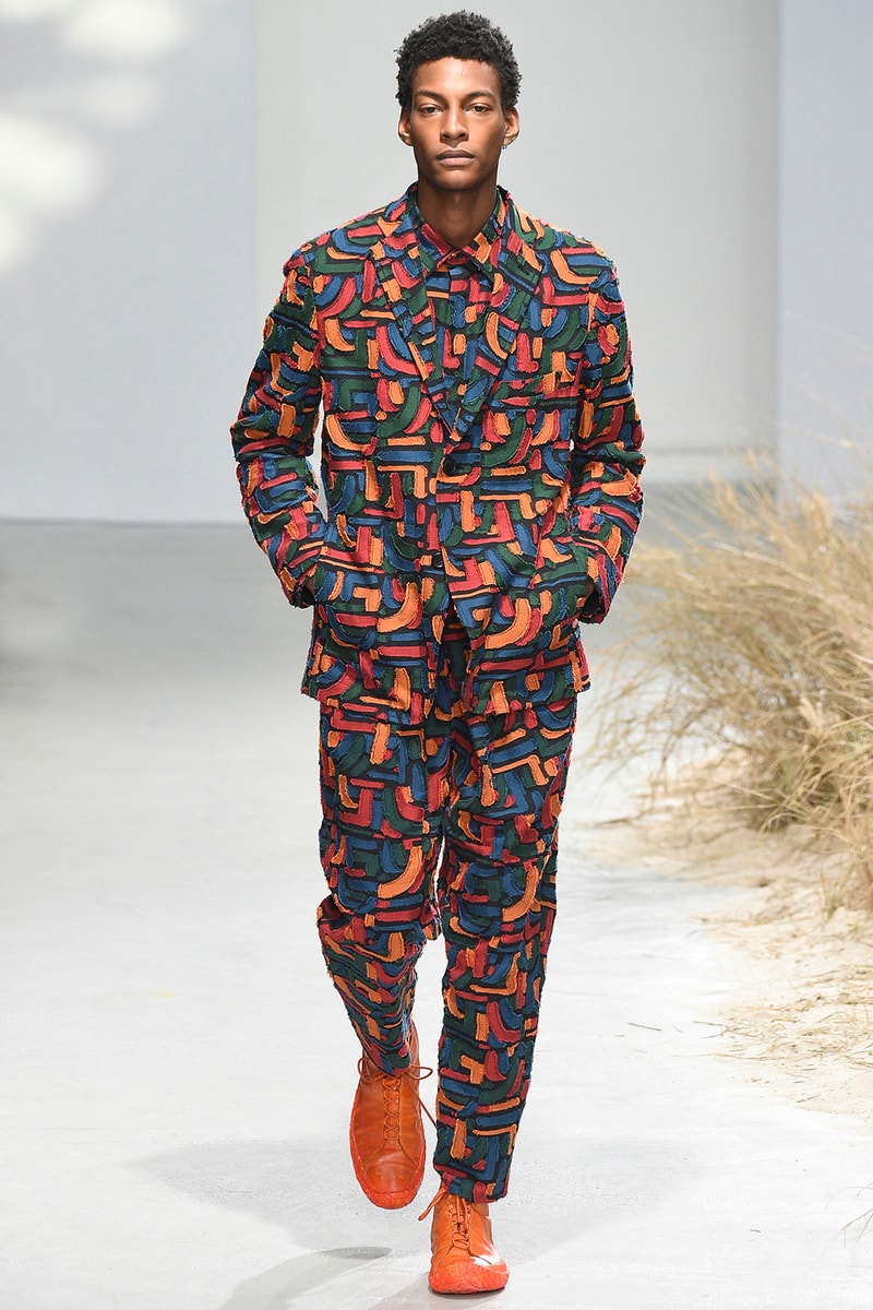 Issey Miyake's 2016 Fall/Winter Collection Centers on the "Neonomad" 