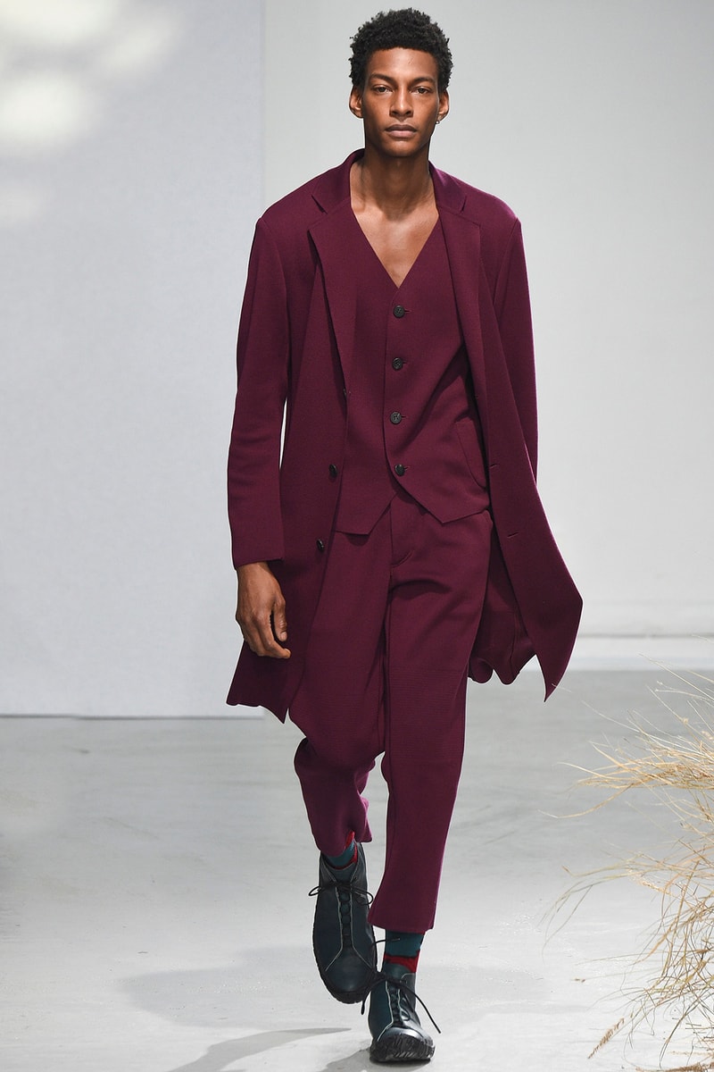Issey Miyake's 2016 Fall/Winter Collection Centers on the "Neonomad" 