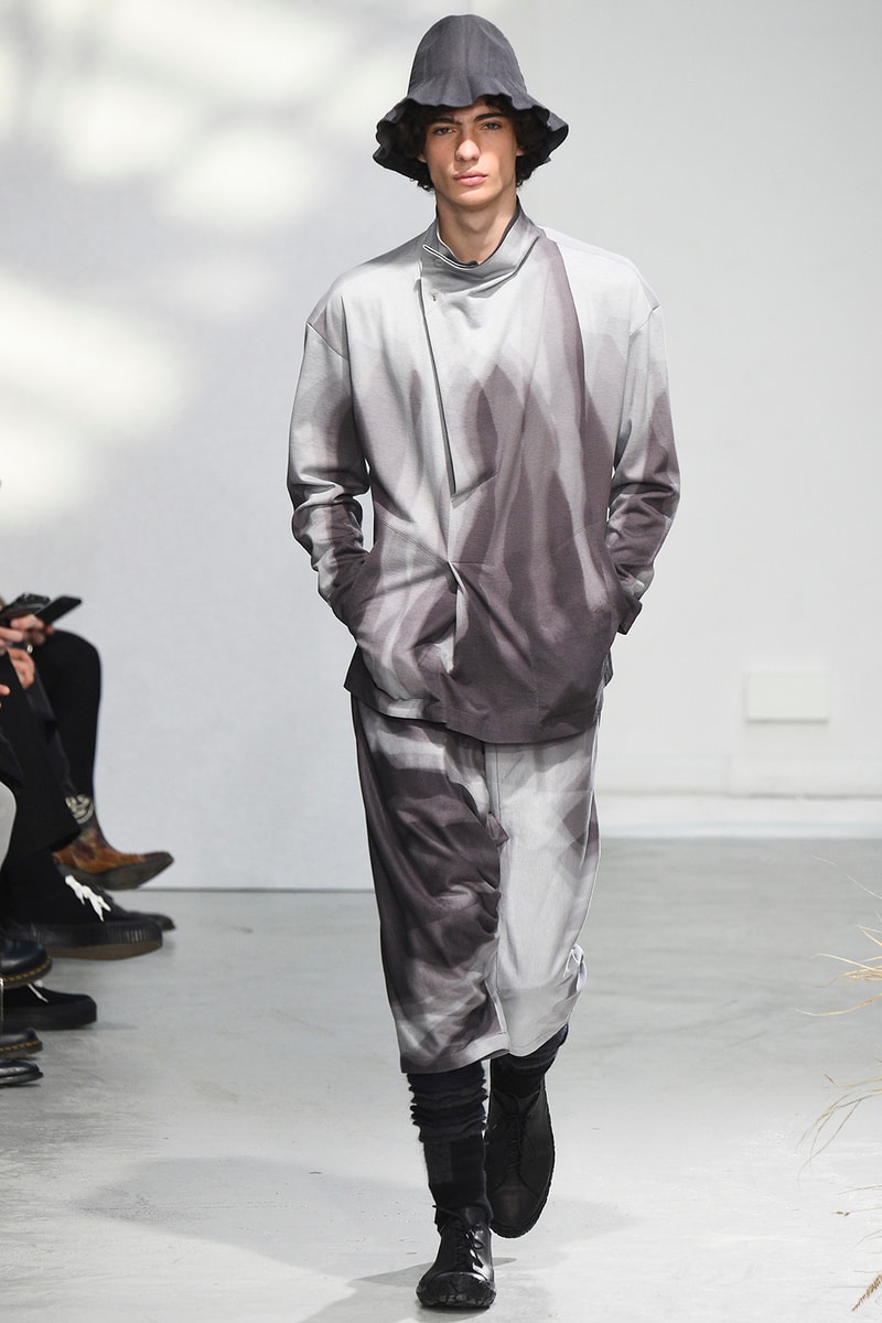 Issey Miyake's 2016 Fall/Winter Collection Centers on the "Neonomad" 