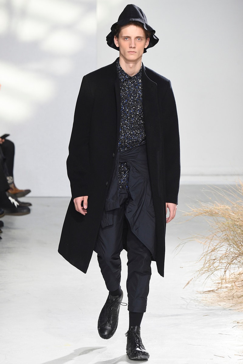 Issey Miyake's 2016 Fall/Winter Collection Centers on the "Neonomad" 