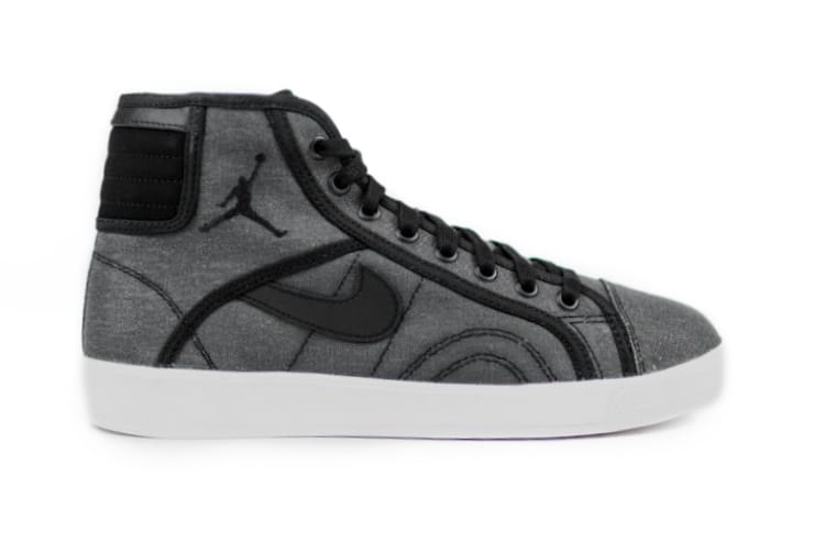 jordan sky high low black