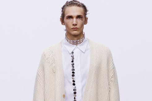 J.W. Anderson Embraces Androgyny for His 2016 Fall/Winter Collection