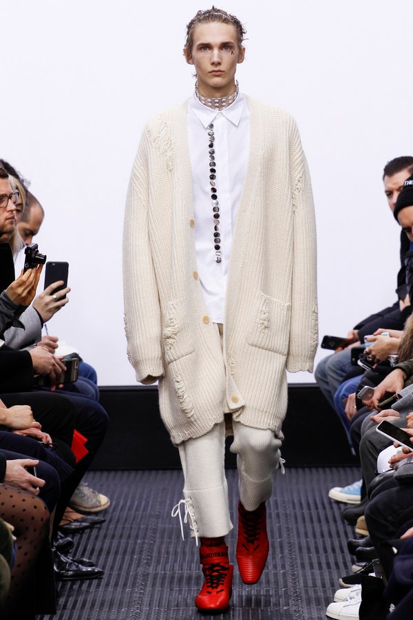 J.W. Anderson 2016 Fall/Winter at London Collections Men 