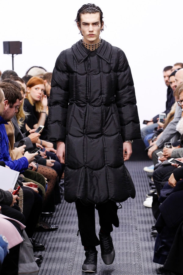 J.W. Anderson 2016 Fall/Winter at London Collections Men 