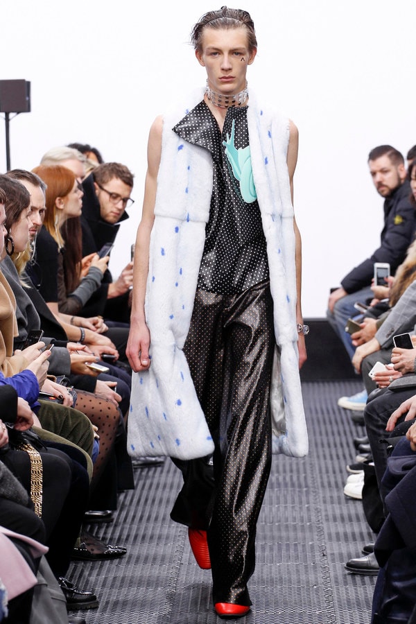 J.W. Anderson 2016 Fall/Winter at London Collections Men 