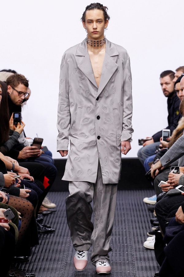 J.W. Anderson 2016 Fall/Winter at London Collections Men 