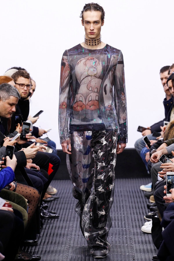 J.W. Anderson 2016 Fall/Winter at London Collections Men 