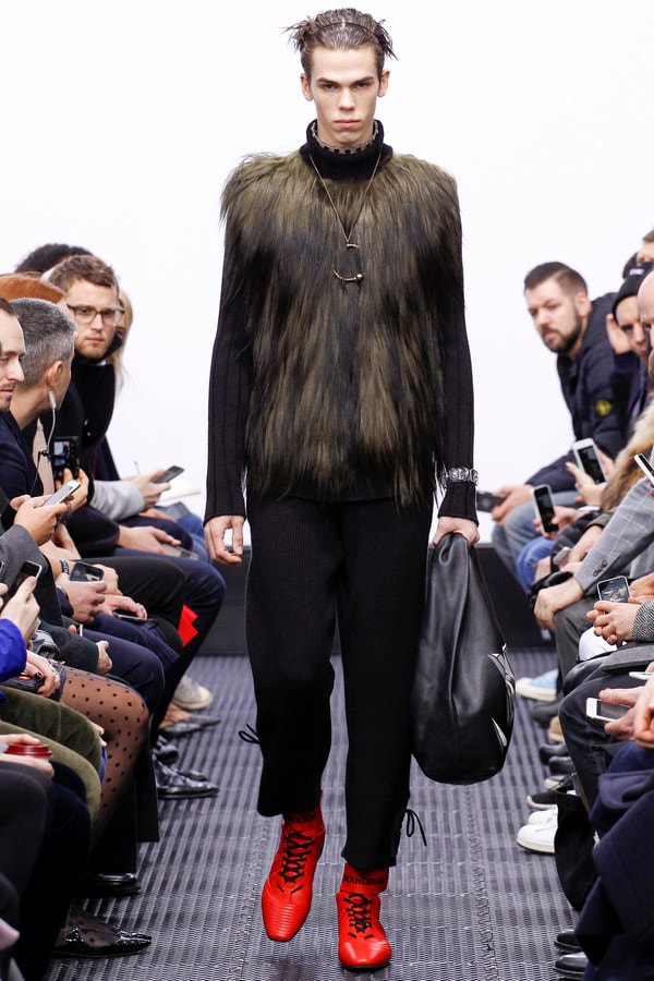 J.W. Anderson 2016 Fall/Winter at London Collections Men 