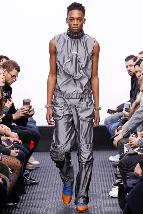 J.W. Anderson 2016 Fall/Winter at London Collections Men 