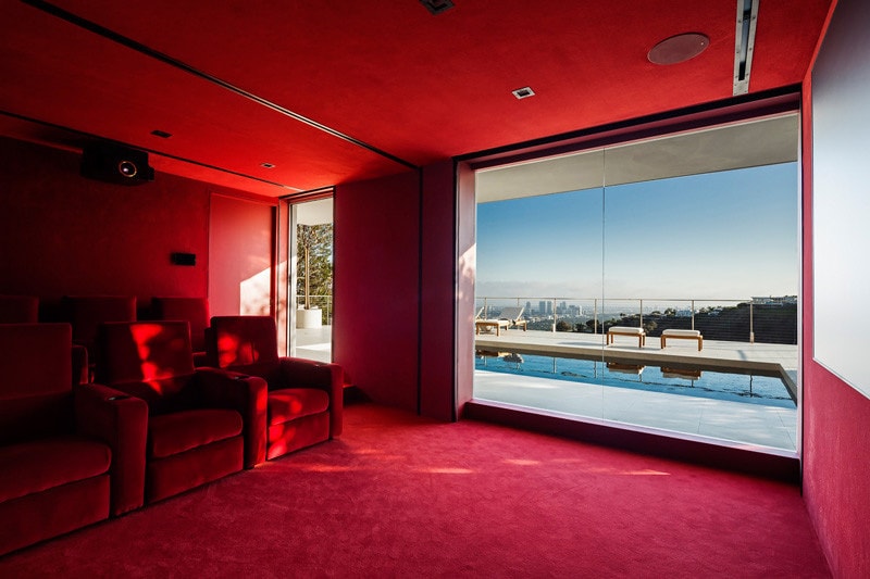 Los Angeles Scenery Home
