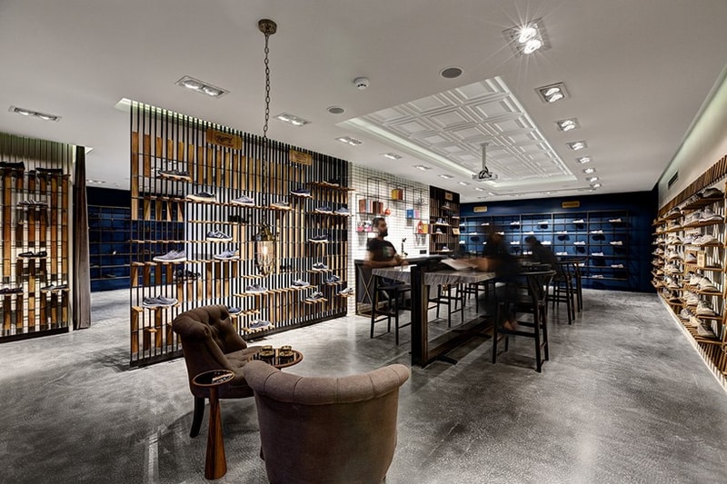 This Modular Display Shelf at Skechers in Istanbul Is Necessary For All Sneaker Shops