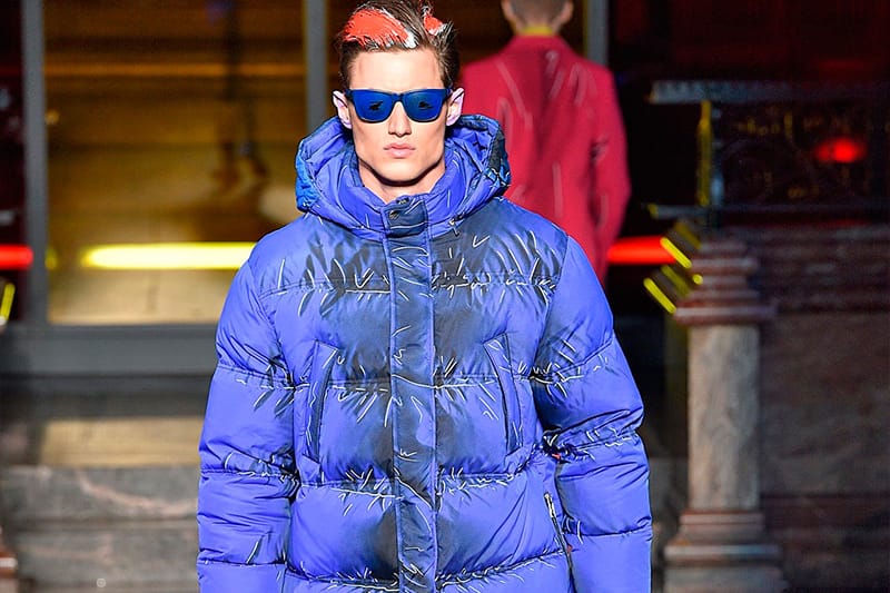 Moschino Goes 2D for Its 2016 Fall/Winter Collection 