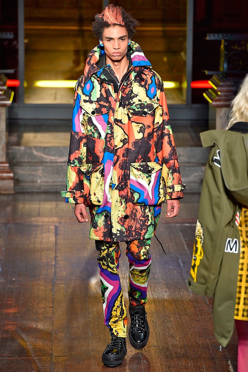 Moschino 2016 Fall/Winter Collection