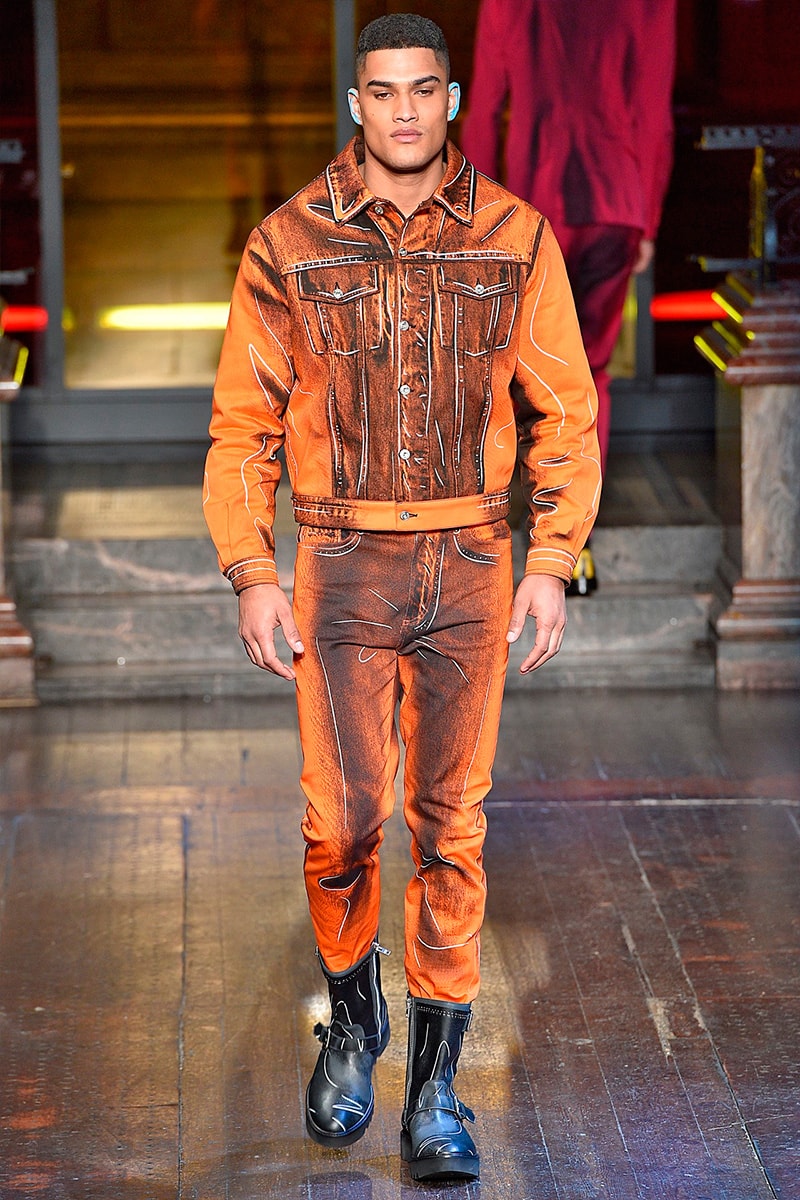 Moschino 2016 Fall/Winter Collection