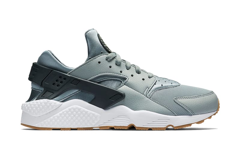 Nike Air Huarache "Shark"