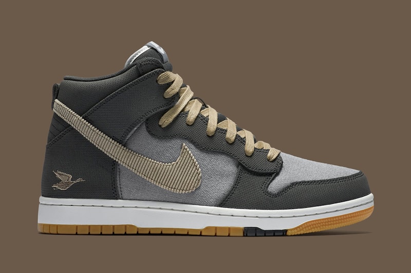 Nike Dunk Swoosh Sporting Club