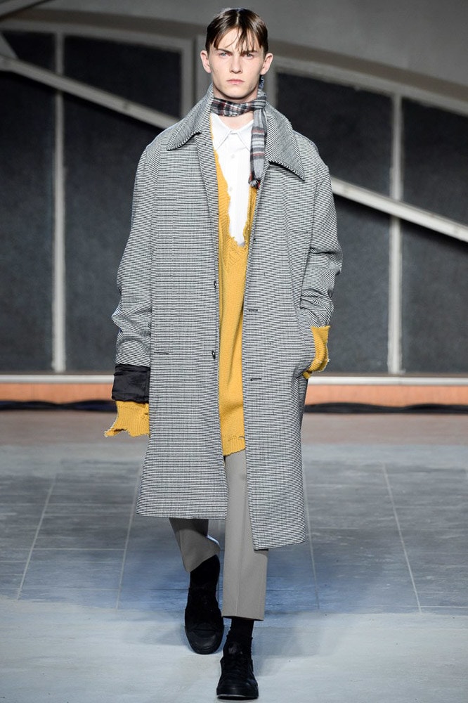 Raf Simons 2016 Fall Winter Collection