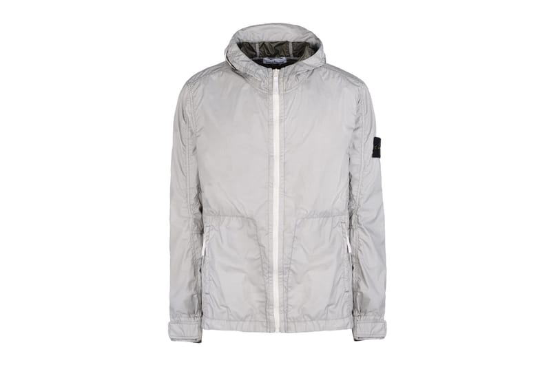 Stone Island Will Pre-Release Select 2016 Spring/Summer Items on Its App