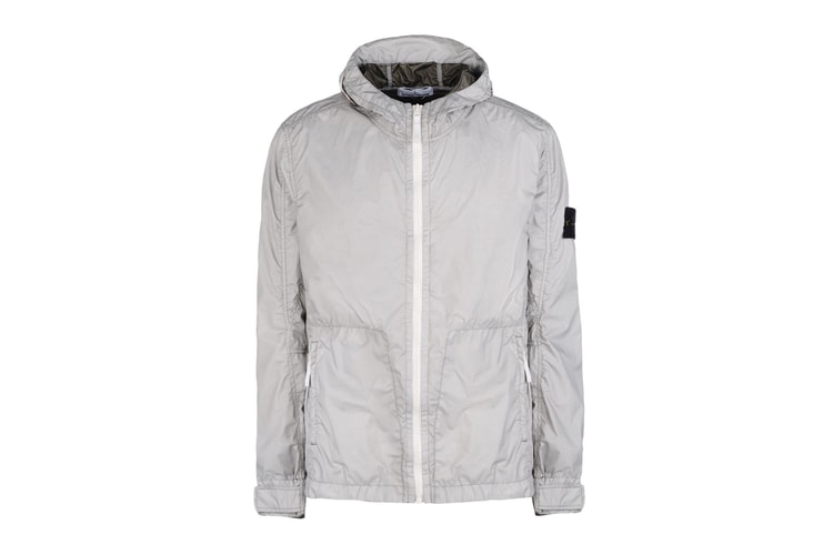 Stone Island Will Pre-Release Select 2016 Spring/Summer Items on Its App